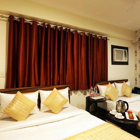 Hotel Classic Plaza At Delhi Airport Nueva Delhi Exterior foto