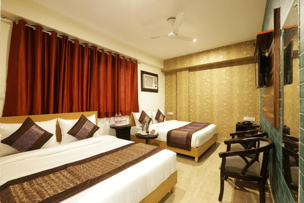 Hotel Classic Plaza At Delhi Airport Nueva Delhi Exterior foto