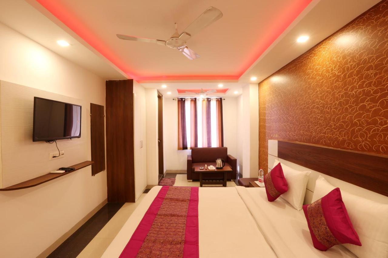 Hotel Classic Plaza At Delhi Airport Nueva Delhi Exterior foto