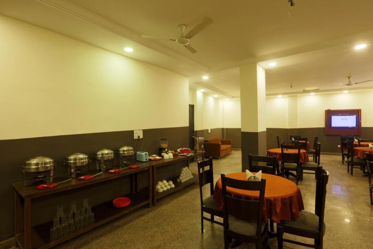 Hotel Classic Plaza At Delhi Airport Nueva Delhi Exterior foto